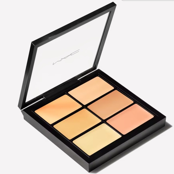 MAC- STUDIO FIX CONCEAL AND CORRECT PALETTE - LIGHT - Picture 3 of 4